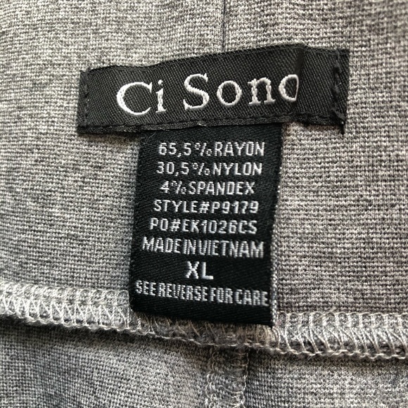 SOLD! NWOT Ci Sono Trendy Ponte Moto Leggings/Pants - Picture 6 of 7
